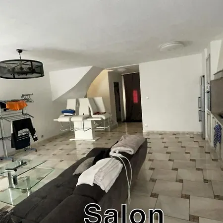Pour Personne Serieuse Апартаменты *